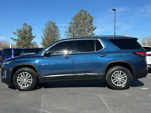 More photos of 2022 Chevrolet Traverse LT Sport Utility 4D at L&L Auto Sales, NM