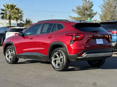 More photos of 2025 Chevrolet Trax LT Sport Utility 4D at L&L Auto Sales, NM
