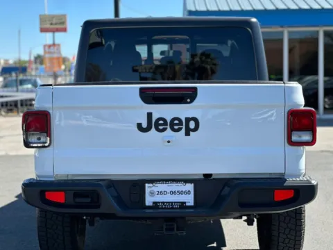 More photos of 2021 Jeep Gladiator Willys Sport Pickup 4D 5 ft at L&L Auto Sales, NM
