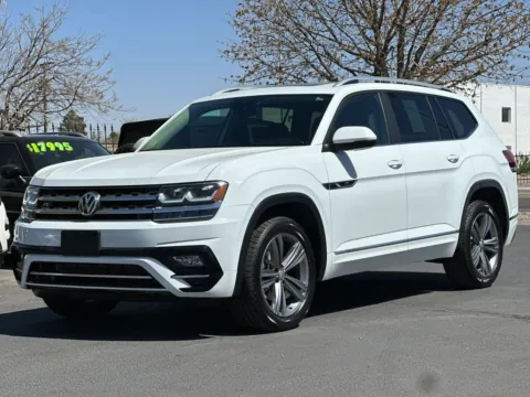 Another view of 2018 Volkswagen Atlas SEL Sport Utility 4D for sale in Las Cruces, NM at L&L Auto Sales