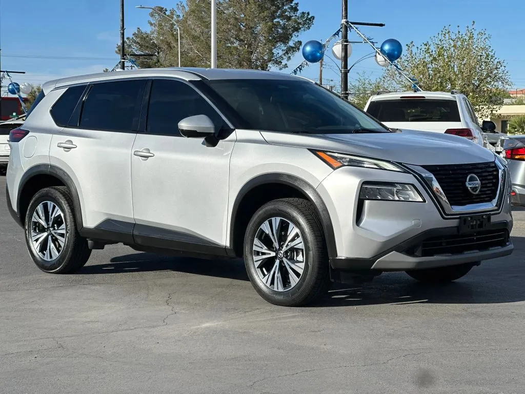 Silver 2021 Nissan Rogue SV Sport Utility 4D for sale in Las Cruces, NM