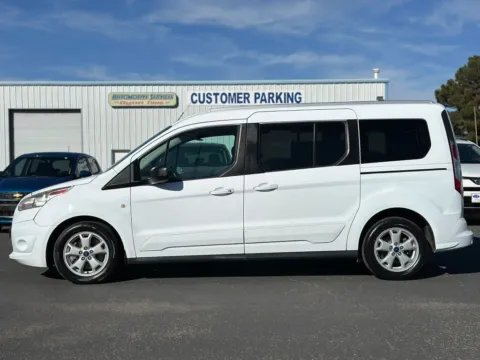 More photos of 2017 Ford Transit Connect Passenger XLT Van 4D at L&L Auto Sales, NM