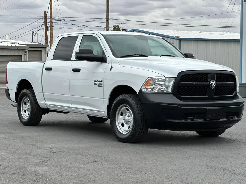 2020 RAM 1500 Classic Tradesman 4x4 Crew Cab 5'7's photo