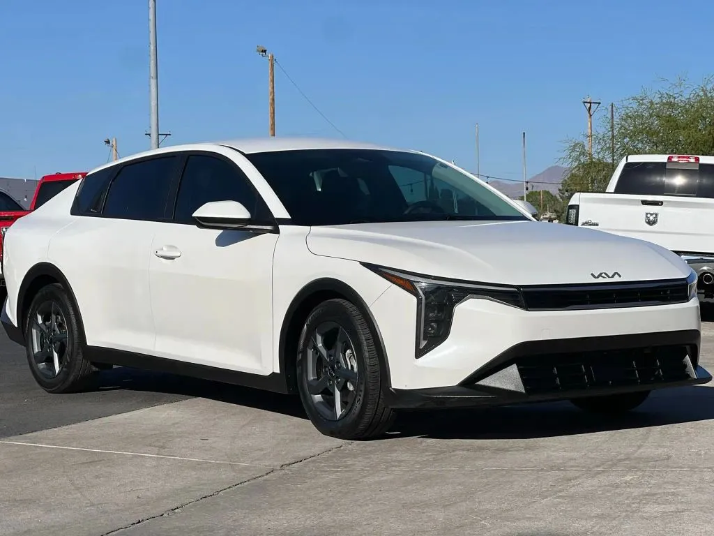 2025 Kia K4
