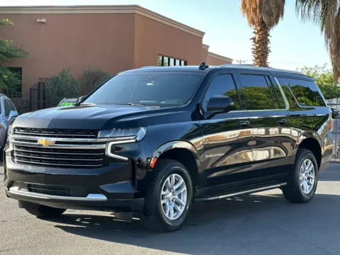 Another view of 2021 Chevrolet Suburban LT Sport Utility 4D for sale in Las Cruces, NM at L&L Auto Sales