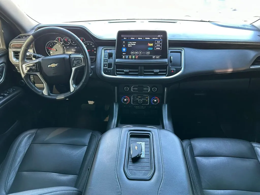 2021 Chevrolet Suburban LT - Photo 9