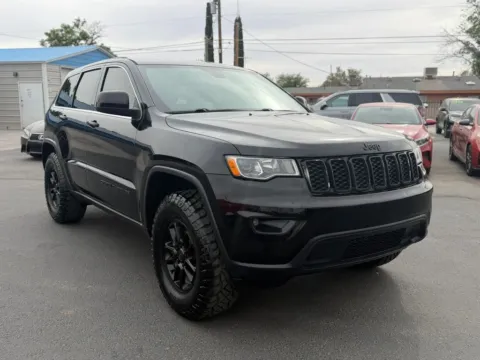 Black 2018 Jeep Grand Cherokee Laredo Sport Utility 4D for sale in Las Cruces, NM