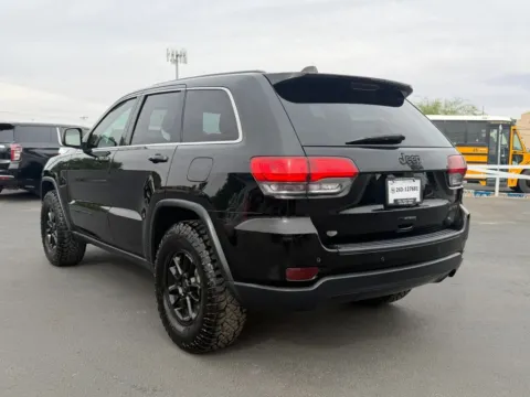 More photos of 2018 Jeep Grand Cherokee Laredo Sport Utility 4D at L&L Auto Sales, NM