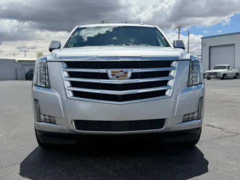 Photos of 2019 Cadillac Escalade ESV Premium Luxury Sport Utility 4D for sale in Las Cruces, NM at L&L Auto Sales