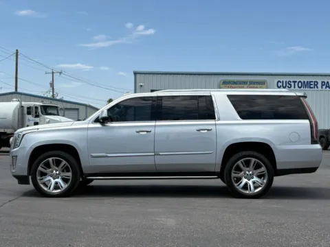 More photos of 2019 Cadillac Escalade ESV Premium Luxury Sport Utility 4D at L&L Auto Sales, NM