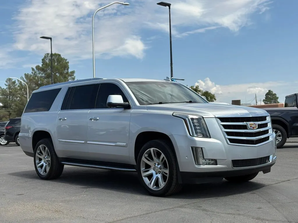 Silver 2019 Cadillac Escalade ESV Premium Luxury Sport Utility 4D for sale in Las Cruces, NM