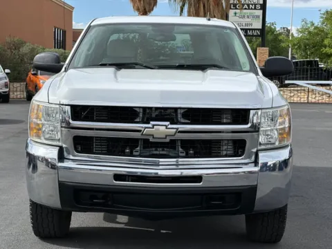Photos of 2009 Chevrolet Silverado 2500 HD Crew Cab LT Pickup 4D 6 1/2 ft for sale in Las Cruces, NM at L&L Auto Sales