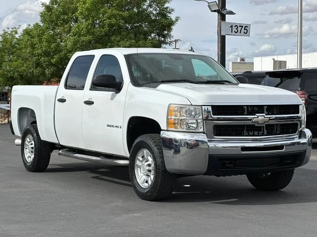 White 2009 Chevrolet Silverado 2500 HD Crew Cab LT Pickup 4D 6 1/2 ft for sale in Las Cruces, NM
