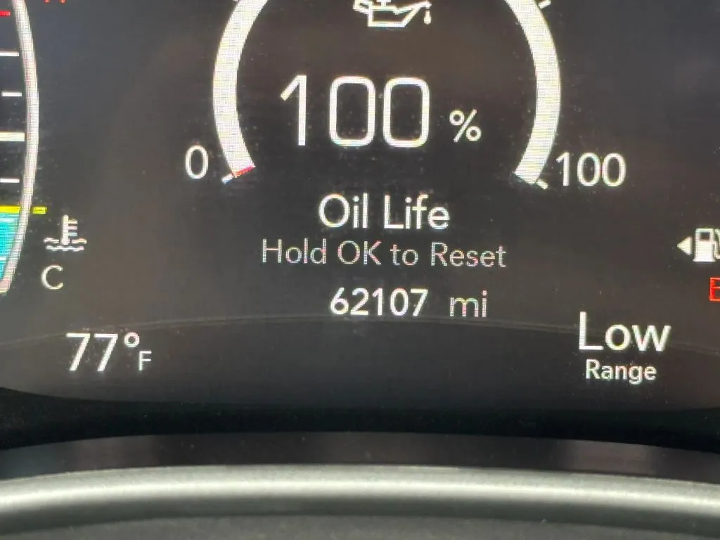 2023 Chrysler Pacifica Touring L - Photo 26