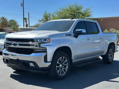 Another view of 2019 Chevrolet Silverado 1500 Crew Cab LT Pickup 4D 5 3/4 ft for sale in Las Cruces, NM at L&L Auto Sales