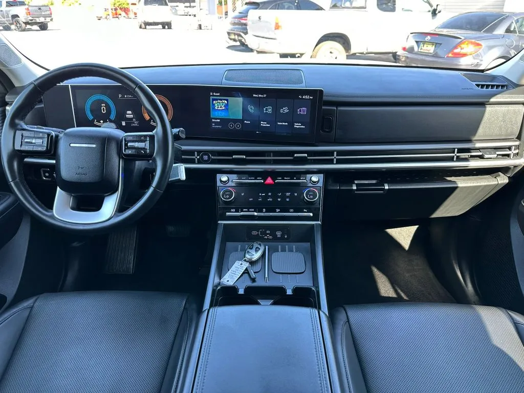 2025 Hyundai Santa Fe SEL - Photo 10