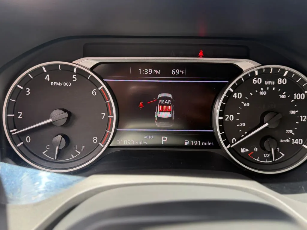 2025 Nissan Rogue SV - Photo 18