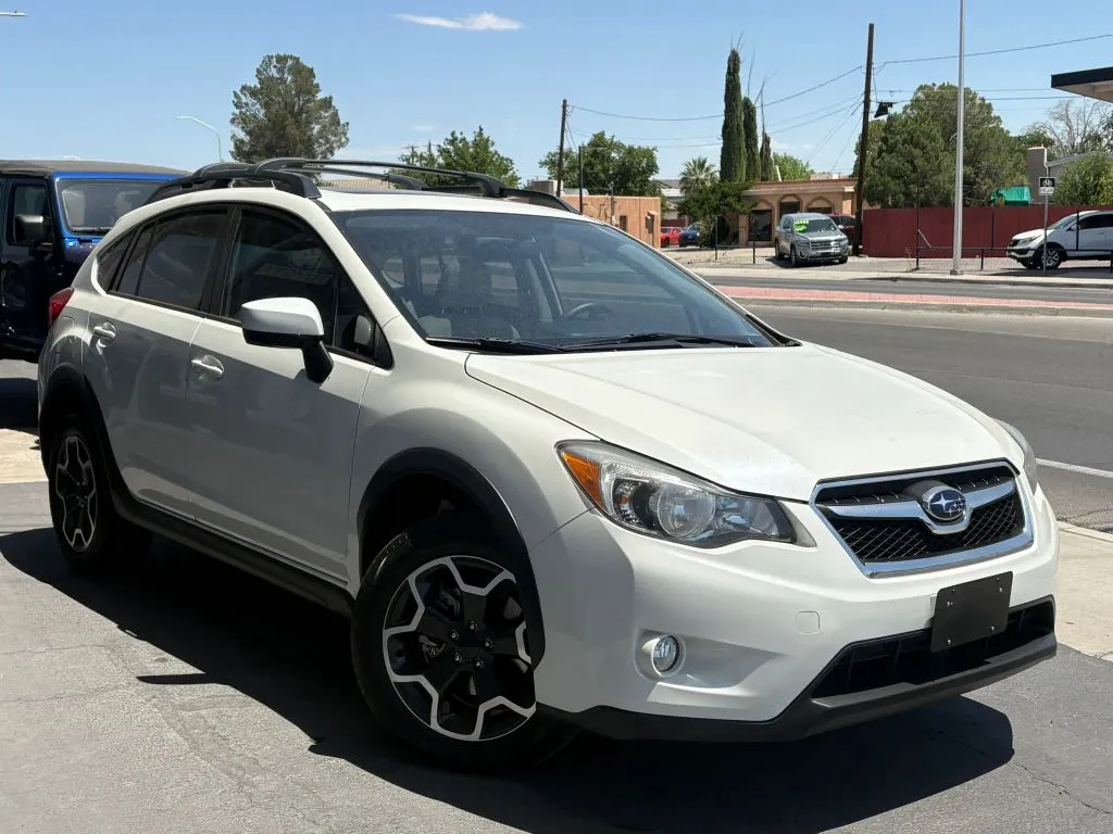White 2015 Subaru XV Crosstrek Premium Sport Utility 4D for sale in Las Cruces, NM