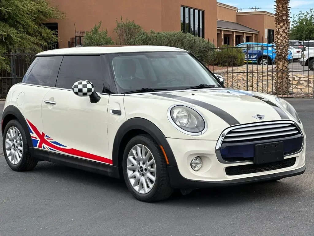 White 2014 MINI Hardtop Cooper Hatchback 2D for sale in Las Cruces, NM