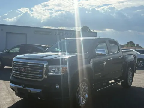 Another view of 2016 GMC Canyon Crew Cab SLT Pickup 4D 5 ft for sale in Las Cruces, NM at L&L Auto Sales