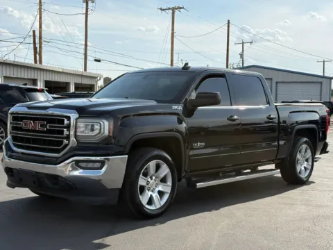 Another view of 2017 GMC Sierra 1500 Crew Cab SLE Pickup 4D 5 3/4 ft for sale in Las Cruces, NM at L&L Auto Sales