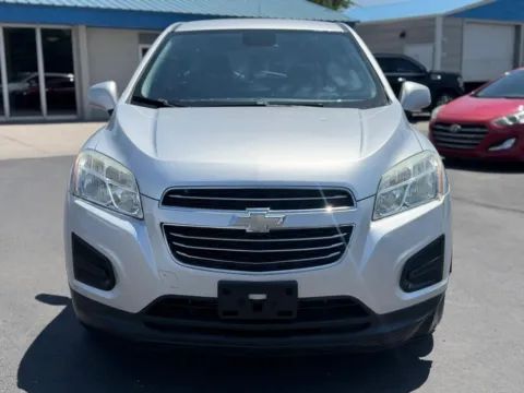 Photos of 2016 Chevrolet Trax LS Sport Utility 4D for sale in Las Cruces, NM at L&L Auto Sales