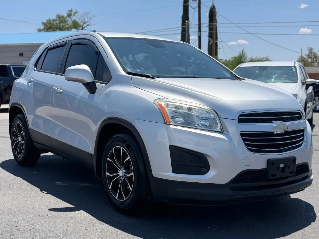 Silver 2016 Chevrolet Trax LS Sport Utility 4D for sale in Las Cruces, NM