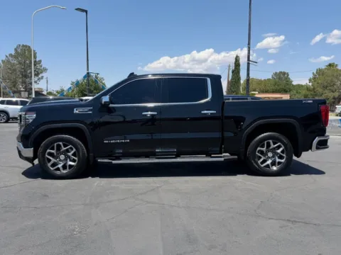 More photos of 2023 GMC Sierra 1500 Crew Cab SLT Pickup 4D 5 3/4 ft at L&L Auto Sales, NM