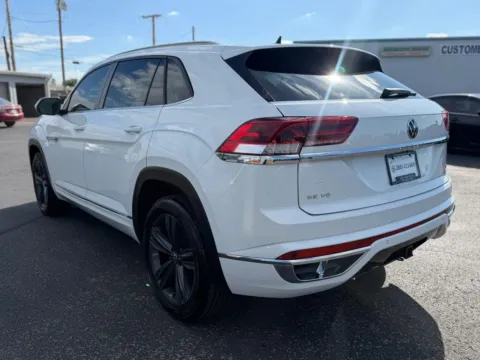 More photos of 2020 Volkswagen Atlas Cross Sport SE R-Line 4Motion w/Technology Sport Utility 4D at L&L Auto Sales, NM