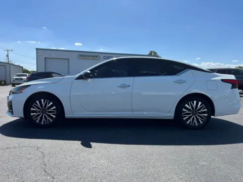 More photos of 2025 Nissan Altima 2.5 SV Sedan 4D at L&L Auto Sales, NM