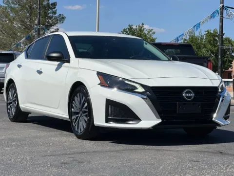 White 2025 Nissan Altima 2.5 SV Sedan 4D for sale in Las Cruces, NM