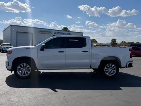 More photos of 2021 Chevrolet Silverado 1500 Crew Cab Custom Pickup 4D 5 3/4 ft at L&L Auto Sales, NM