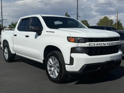 White 2021 Chevrolet Silverado 1500 Crew Cab Custom Pickup 4D 5 3/4 ft for sale in Las Cruces, NM