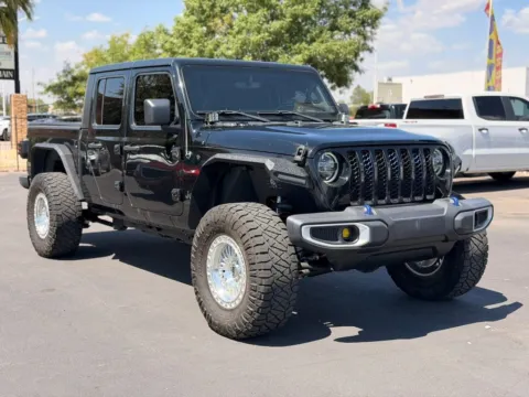 Black 2022 Jeep Gladiator Sport S Pickup 4D 5 ft for sale in Las Cruces, NM