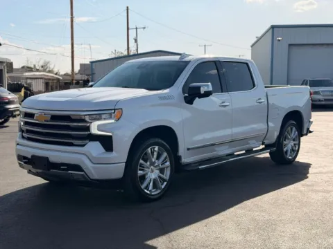 Another view of 2025 Chevrolet Silverado 1500 Crew Cab High Country Pickup 4D 5 3/4 ft for sale in Las Cruces, NM at L&L Auto Sales