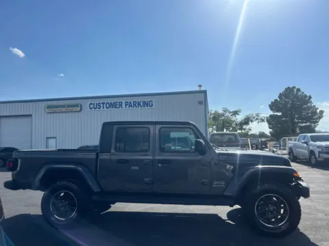 More photos of 2023 Jeep Gladiator Overland Pickup 4D 5 ft at L&L Auto Sales, NM
