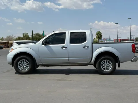 More photos of 2015 Nissan Frontier Crew Cab SV Pickup 4D 5 ft at L&L Auto Sales, NM
