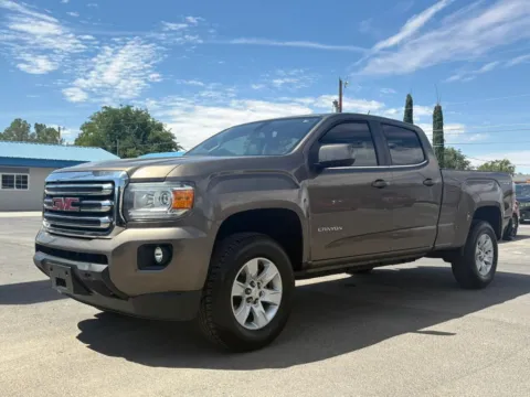 Another view of 2015 GMC Canyon Crew Cab SLE Pickup 4D 6 ft for sale in Las Cruces, NM at L&L Auto Sales