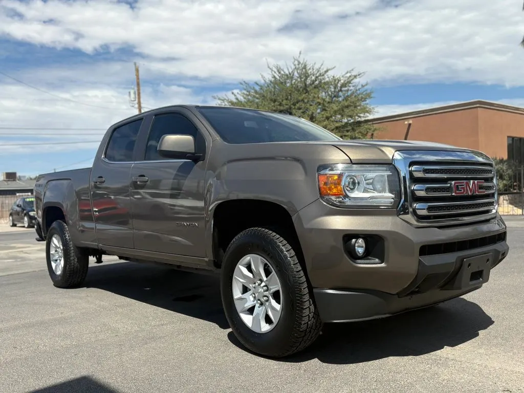 Gold 2015 GMC Canyon Crew Cab SLE Pickup 4D 6 ft for sale in Las Cruces, NM