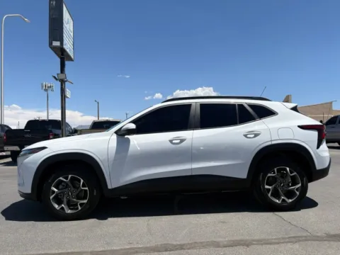More photos of 2024 Chevrolet Trax LT Sport Utility 4D at L&L Auto Sales, NM