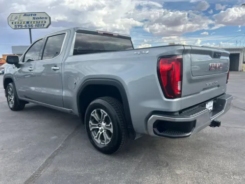 More photos of 2025 GMC Sierra 1500 Crew Cab SLT Pickup 4D 5 3/4 ft at L&L Auto Sales, NM