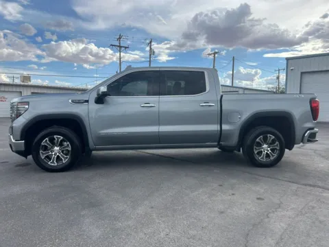 More photos of 2025 GMC Sierra 1500 Crew Cab SLT Pickup 4D 5 3/4 ft at L&L Auto Sales, NM