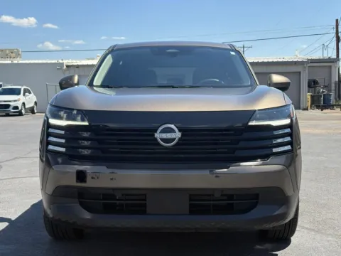 Photos of 2025 Nissan Kicks SV Sport Utility 4D for sale in Las Cruces, NM at L&L Auto Sales