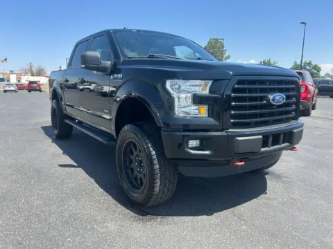 Black 2016 Ford F-150 SuperCrew Cab XLT Pickup 4D 5 1/2 ft for sale in Las Cruces, NM