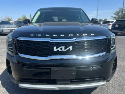 Photos of 2022 Kia Telluride LX Sport Utility 4D for sale in Las Cruces, NM at L&L Auto Sales
