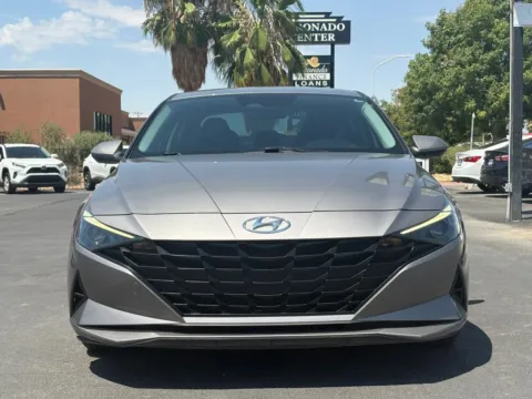 Photos of 2022 Hyundai Elantra SEL Sedan 4D for sale in Las Cruces, NM at L&L Auto Sales