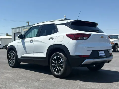 More photos of 2024 Chevrolet Trailblazer LT Sport Utility 4D at L&L Auto Sales, NM