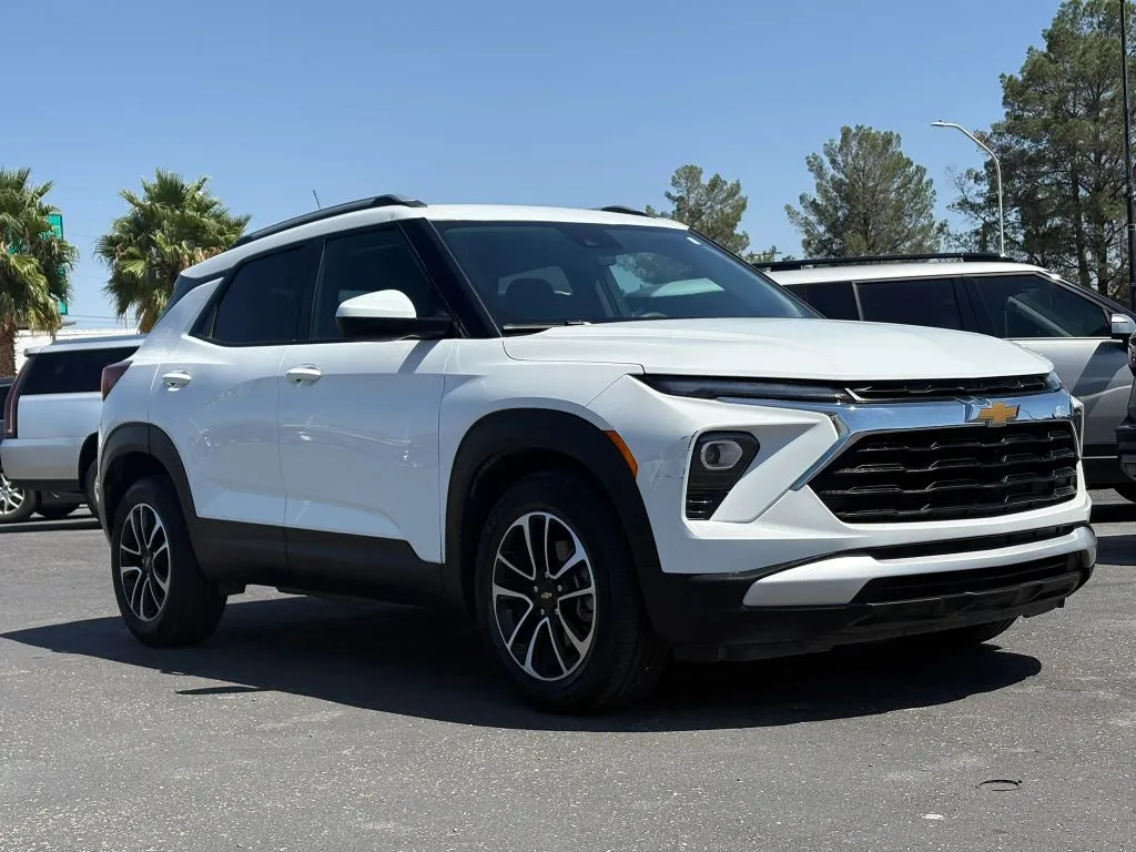 White 2024 Chevrolet Trailblazer LT Sport Utility 4D for sale in Las Cruces, NM