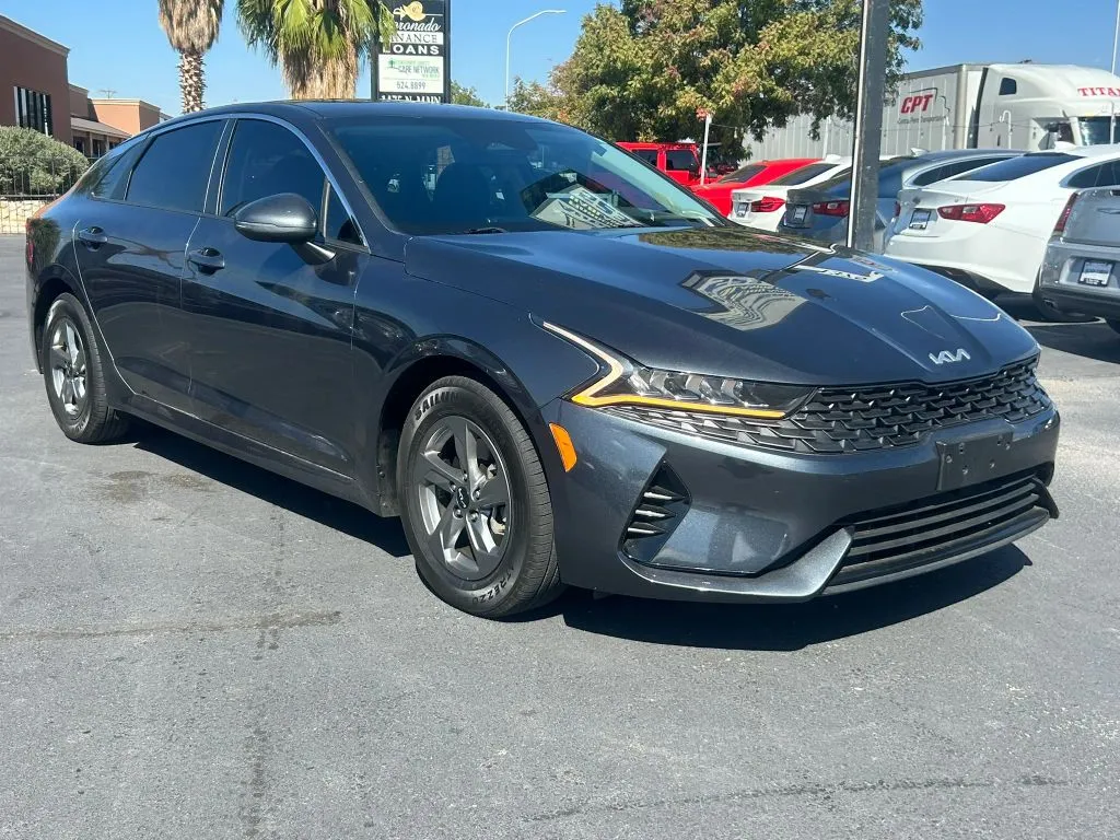 2023 Kia K5 LXS