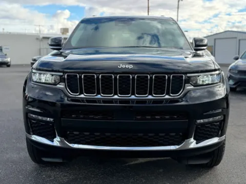 Photos of 2023 Jeep Grand Cherokee L Limited Sport Utility 4D for sale in Las Cruces, NM at L&L Auto Sales